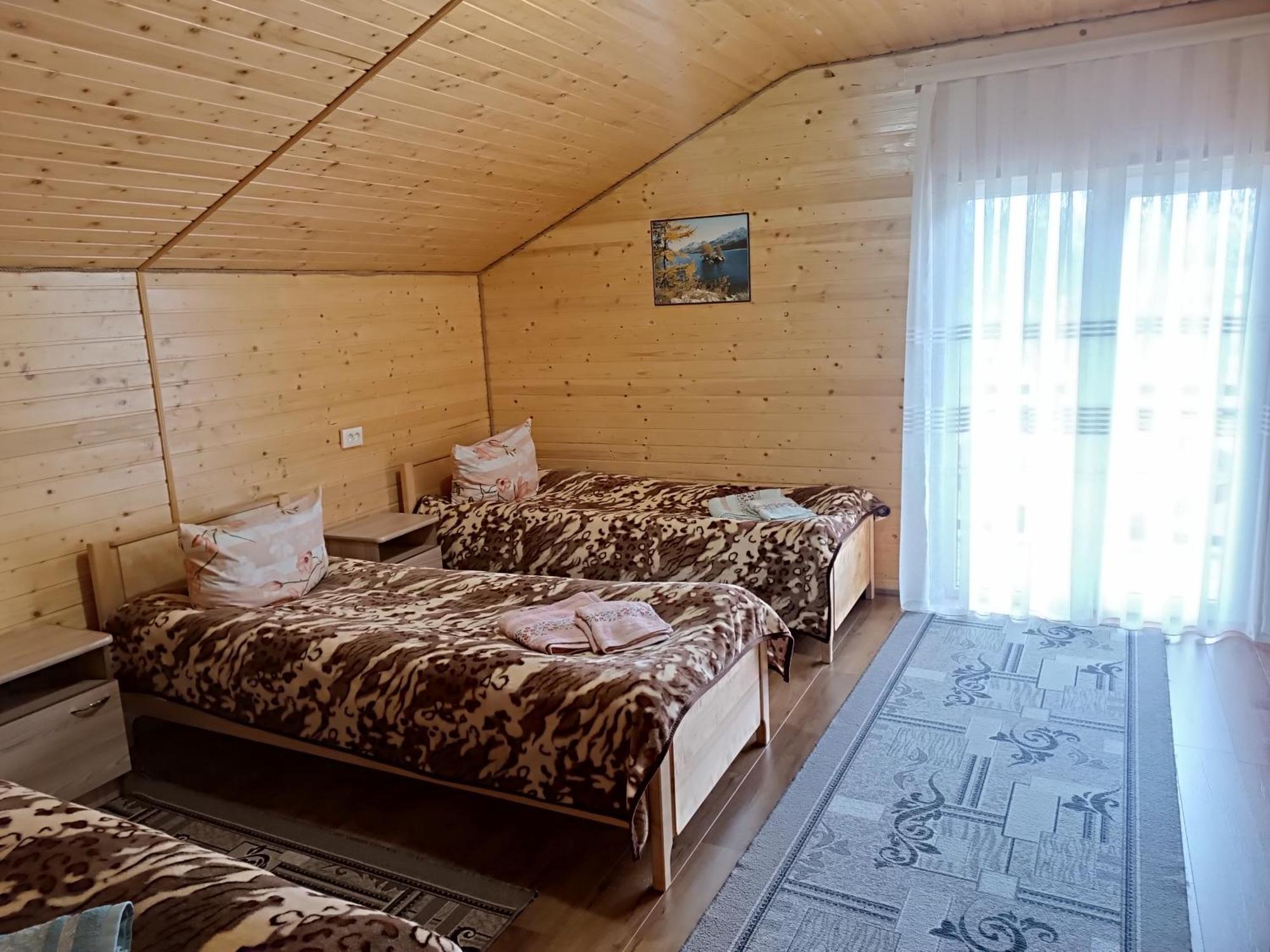 Гірська Роса Apartment Verkhniy Yasenov Bagian luar foto